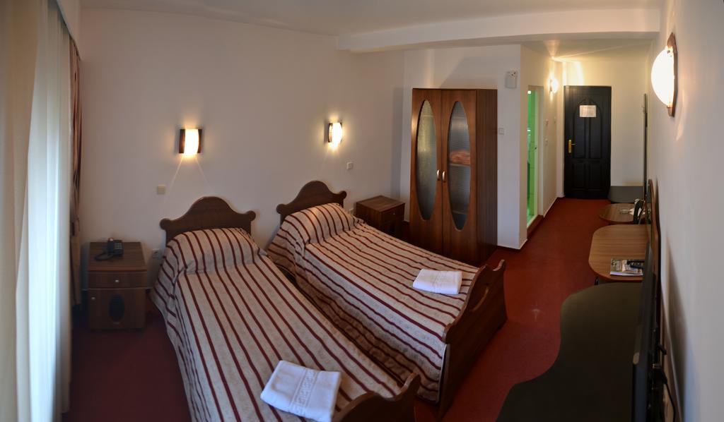 Hotel Marion Padurea Rotunda*** Reghin Quarto foto